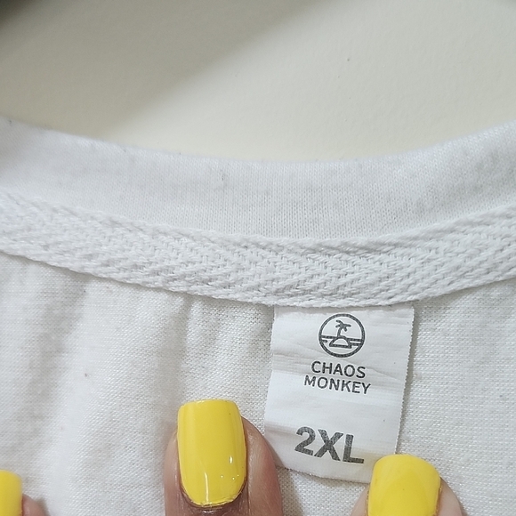 Cat Graphic Tee Playful White - Picture 2 of 6